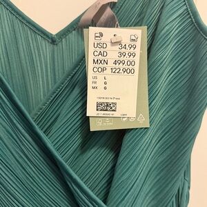 Elegant Teal Pleated Dress
